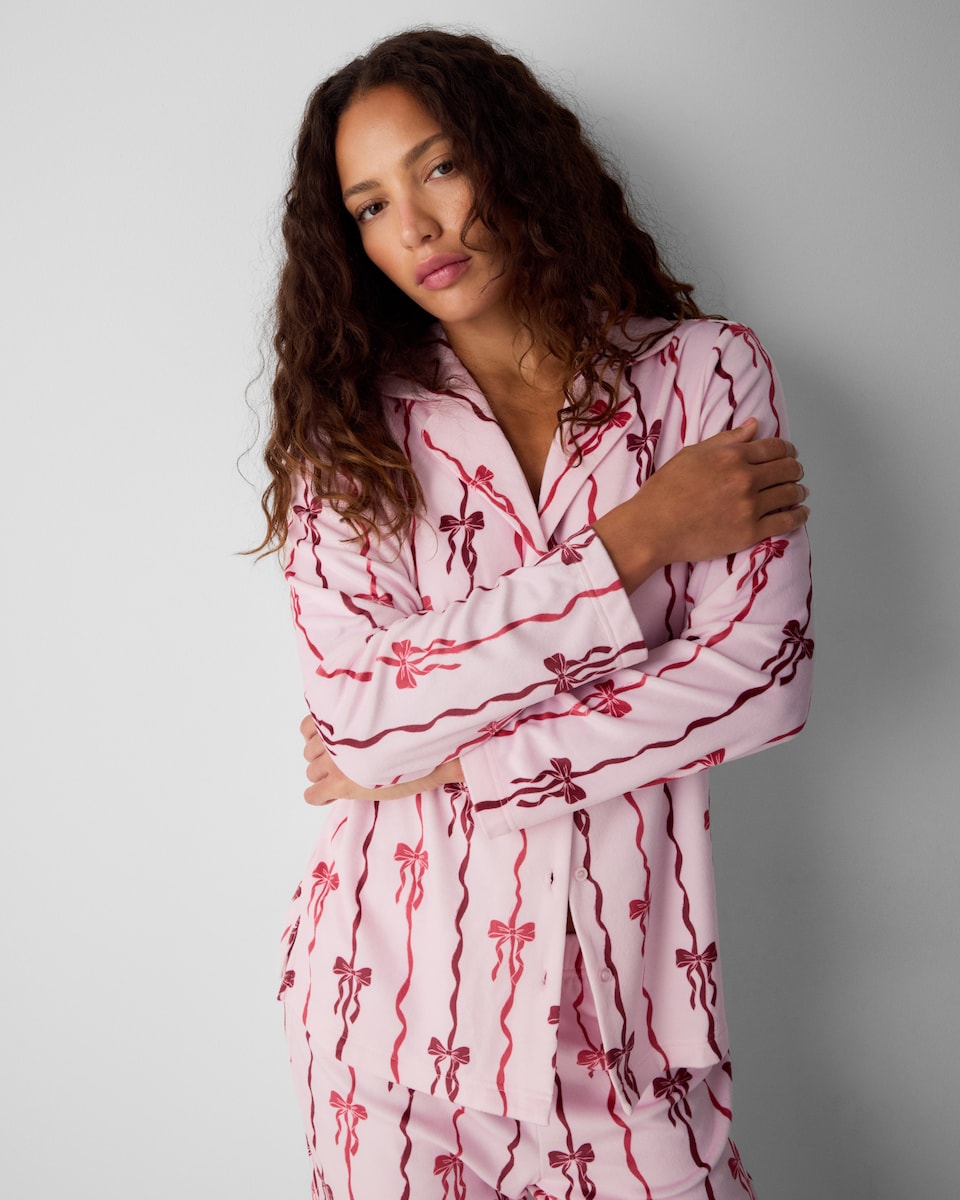 image 1 of F&F Bow Revere Pyjama Set in Pink