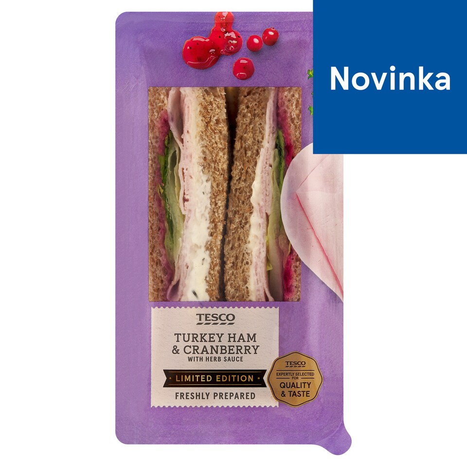 Tesco Wheat Toast Bread with Turkey Ham & Cranberry with Herb Sauce 157 g