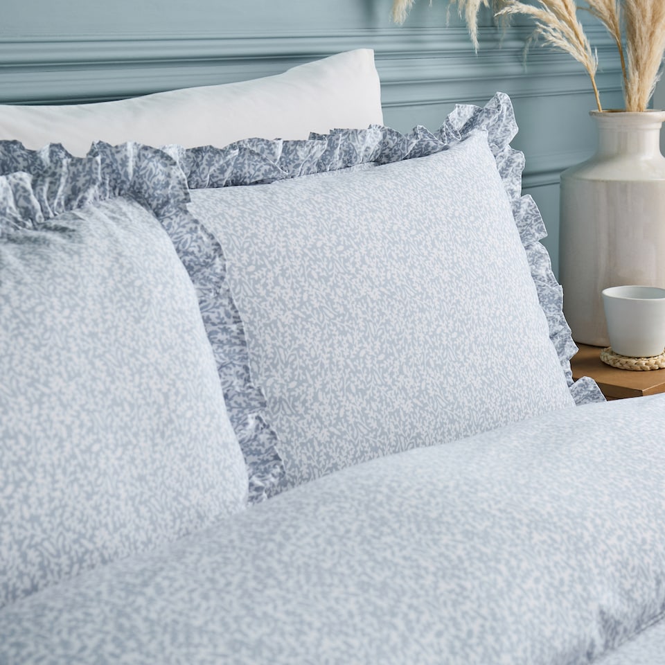 image 1 of Silentnight Refresh Blue Ditsy Duvet Set King
