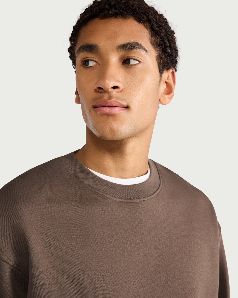image 1 of F&F Active EVERYHOUR Cotton Rich Crew Neck Sweatshirt in Brown