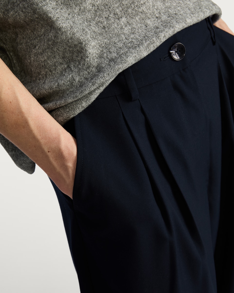 image 1 of F&F Carrot Leg Pleated Tapered Trousers in Navy