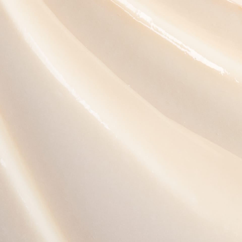 image 1 of Garnier Ultimate Blends Coconut Oil & Cocoa Butter Shampoo 400ml