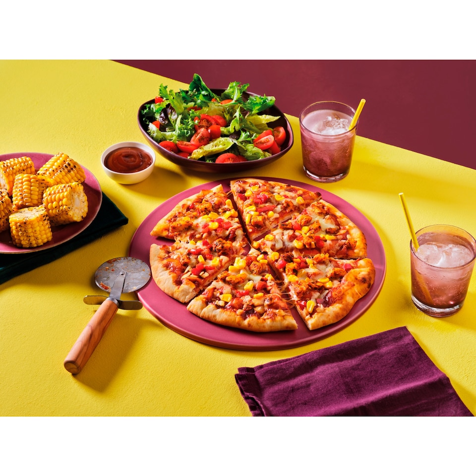 image 1 of Tesco Stonebaked BBQ Chicken Pizza 360g