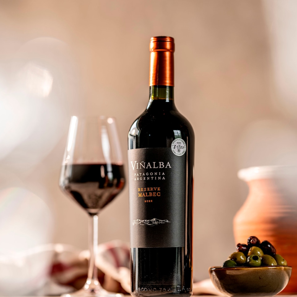 image 1 of Vinalba Patagonia Reserve Malbec 75Cl