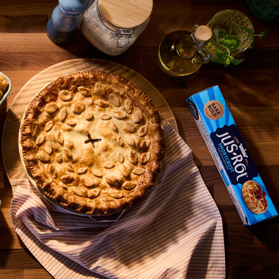 image 1 of Jus-Rol S/CRUST PASTRY R/ROLLED SHEET 320g