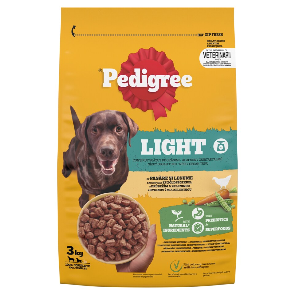 Pedigree Light Complete Dry Food for Adult Dogs with Poultry and Vegetables 3 kg