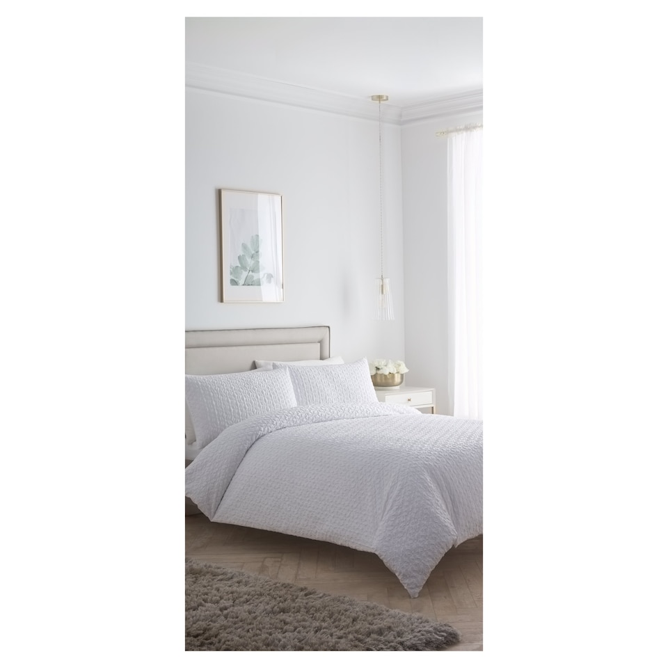 West Park White Crinkle Duvet Set King