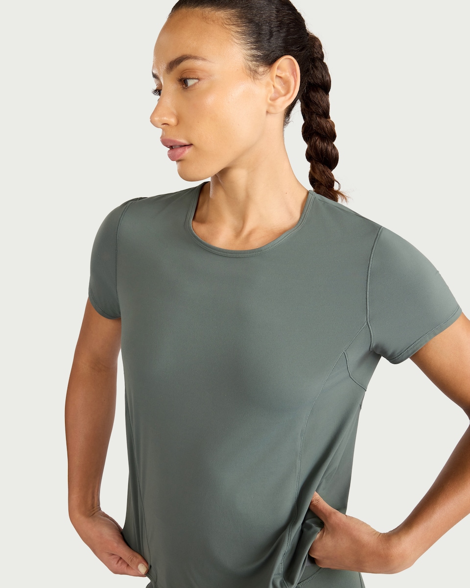 image 1 of F&F Active ULTRAMOVE Short Sleeved T-Shirt in Green