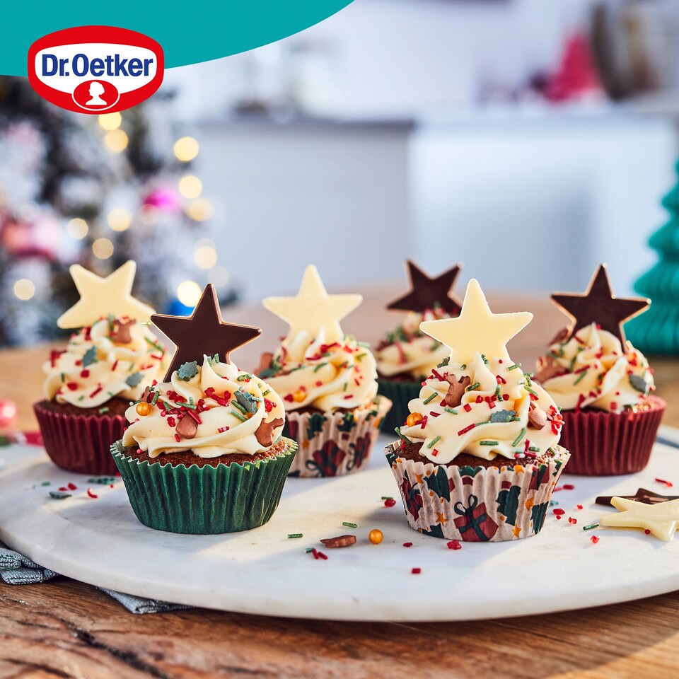 image 1 of Dr. Oetker Christmas Baking Cases 50 Pack