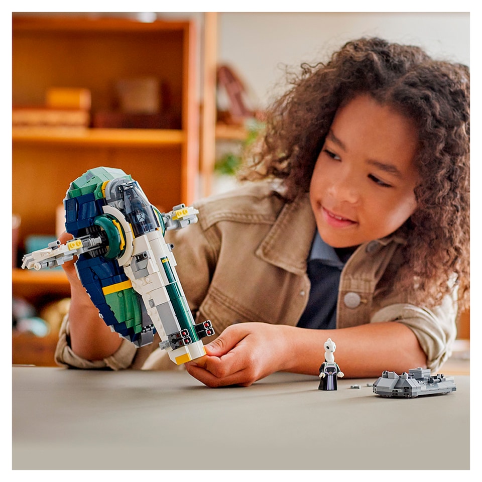 obrázok 1 z LEGO Star Wars 75433 Jango Fett a jeho hviezdna loď