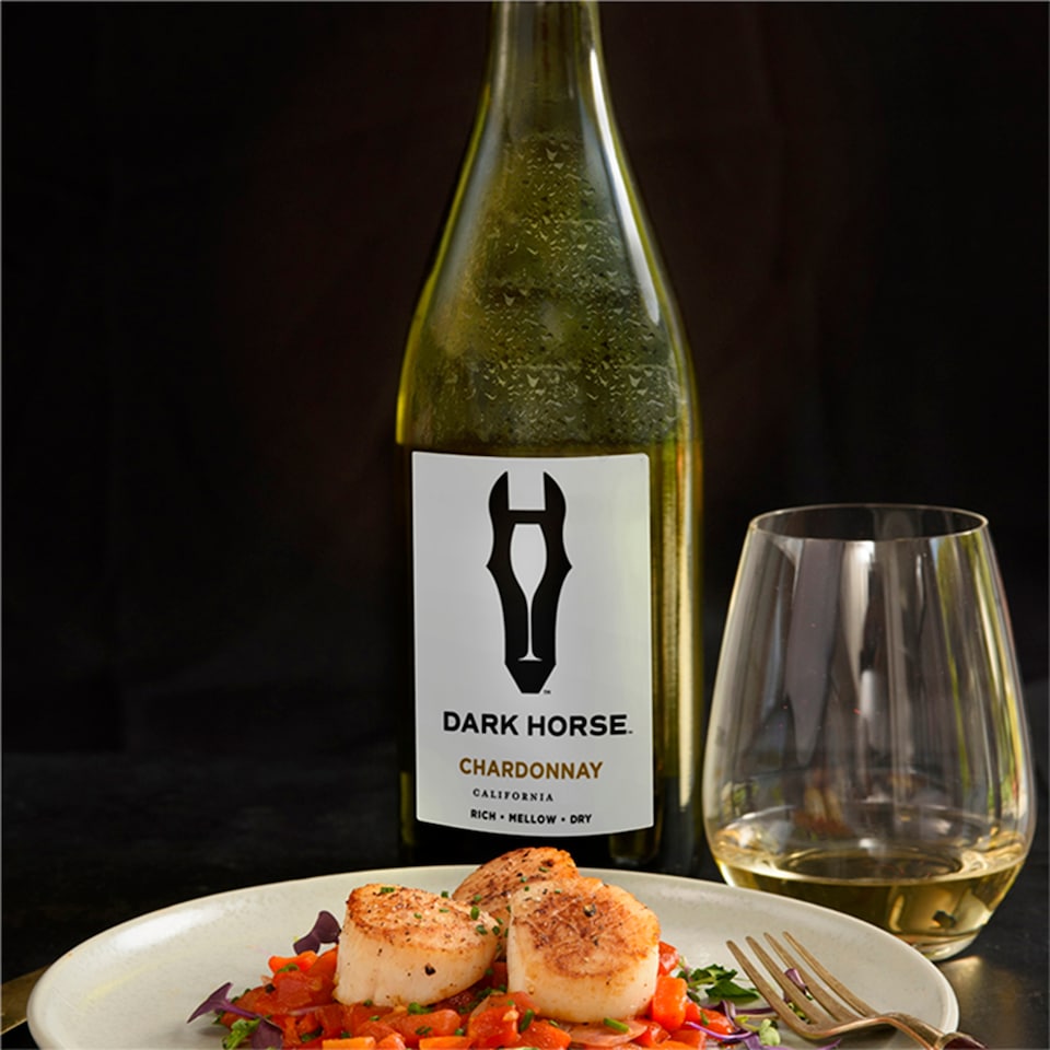 image 1 of Dark Horse Chardonnay 75Cl