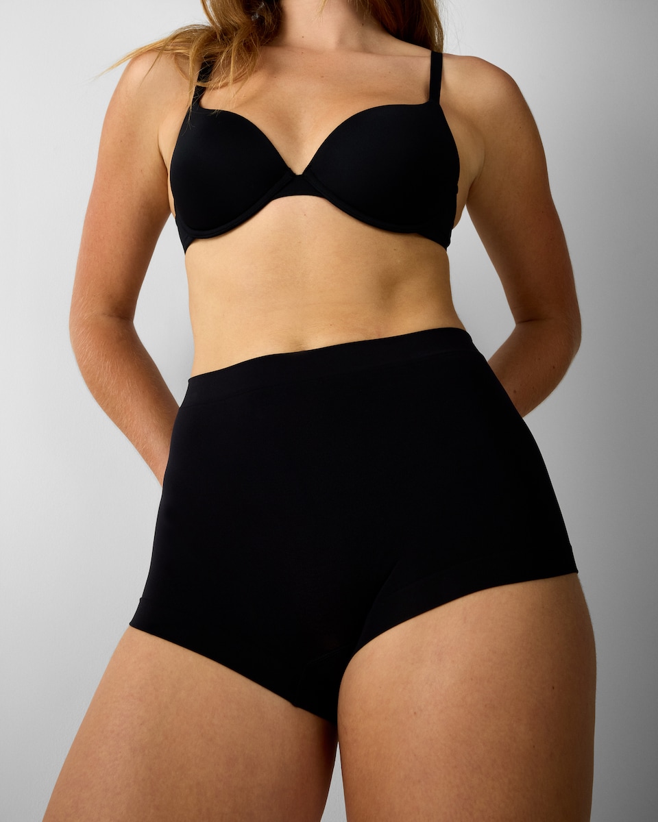 image 1 of F&F 5-Pack Contour Seamfree Shorts in Black