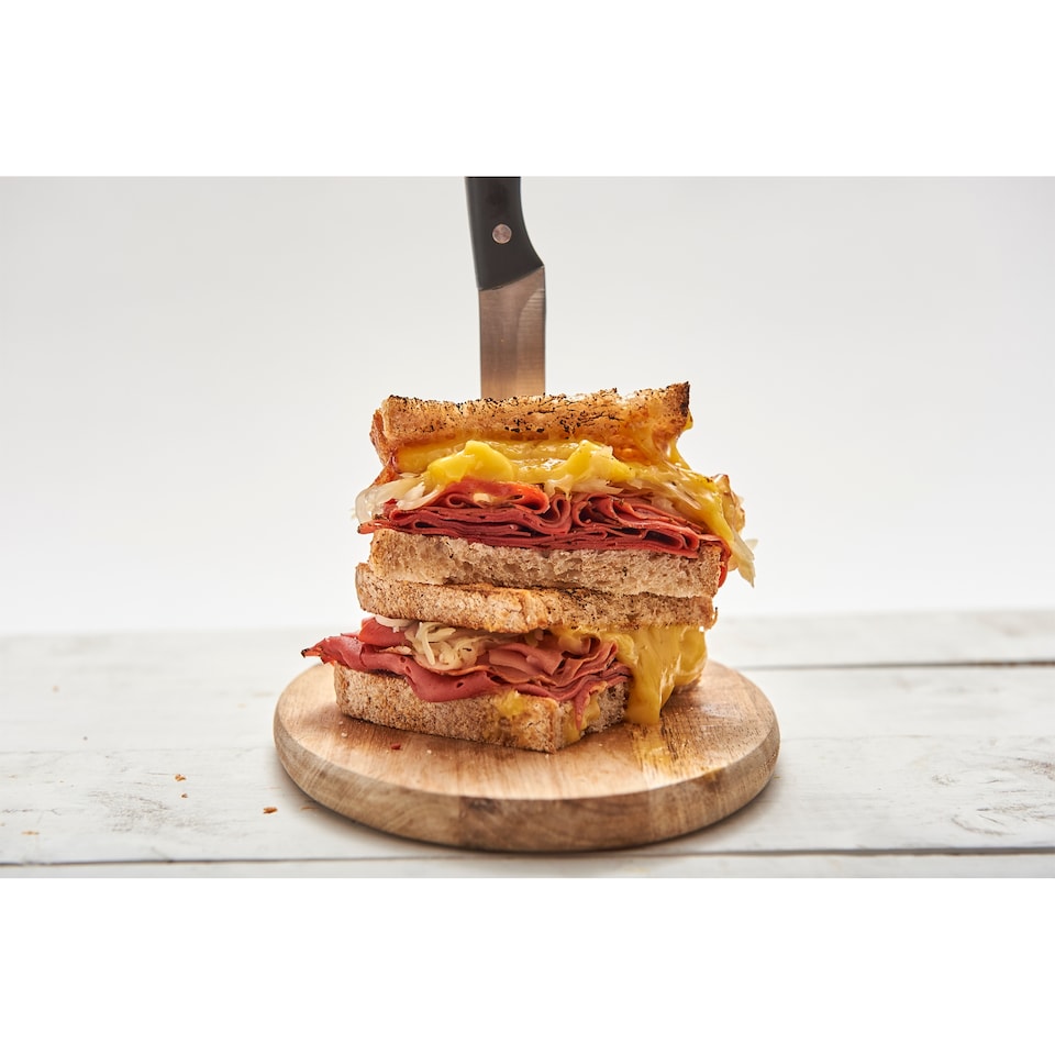 image 1 of Squeaky Bean Ready To Eat Deli Pastrami Sandwich Slice 90G