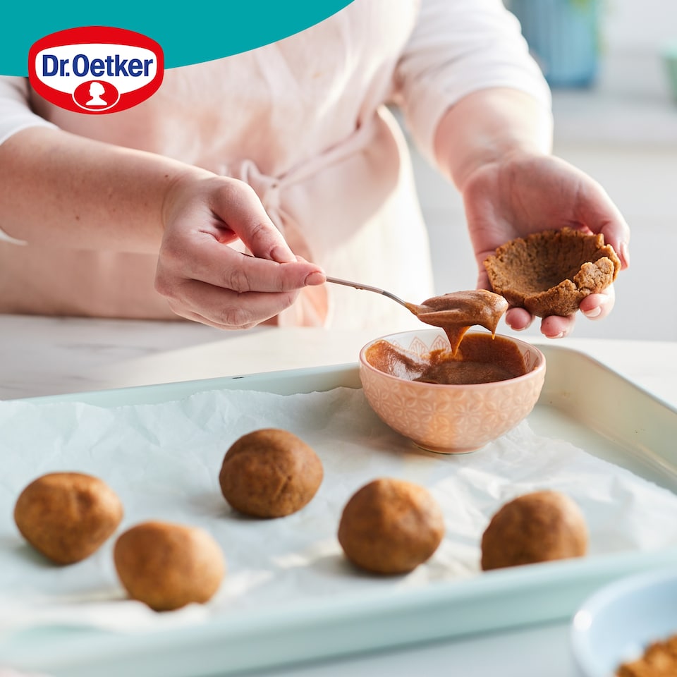image 1 of Dr. Oetker Stuffed Cookie Mix Caramelised Biscuit 305g