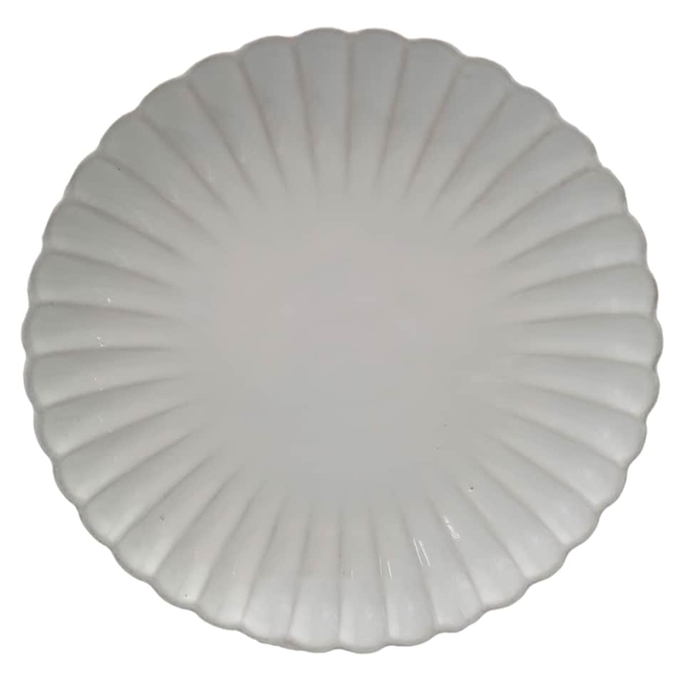 F&I Cream Petal Dinner Plate