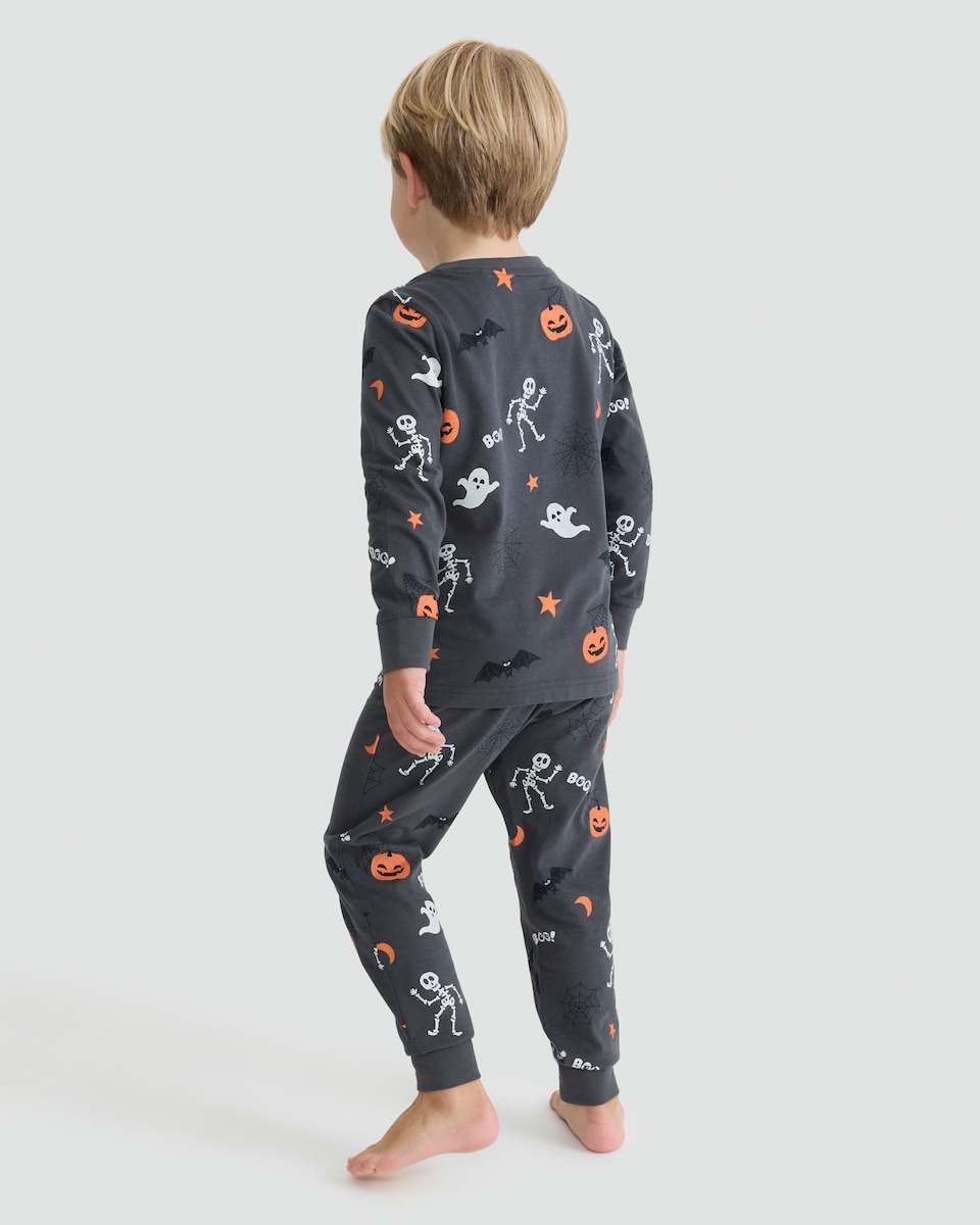 image 1 of F&F Unisex Pure Cotton Glow in the Dark Halloween Print Pyjama Set in Multi