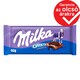 Milka Oreo Sandwich kakaós kekszek vaníliaízű, tejes krémtöltelékkel alpesi tejcsokoládén 92 g  1. kép