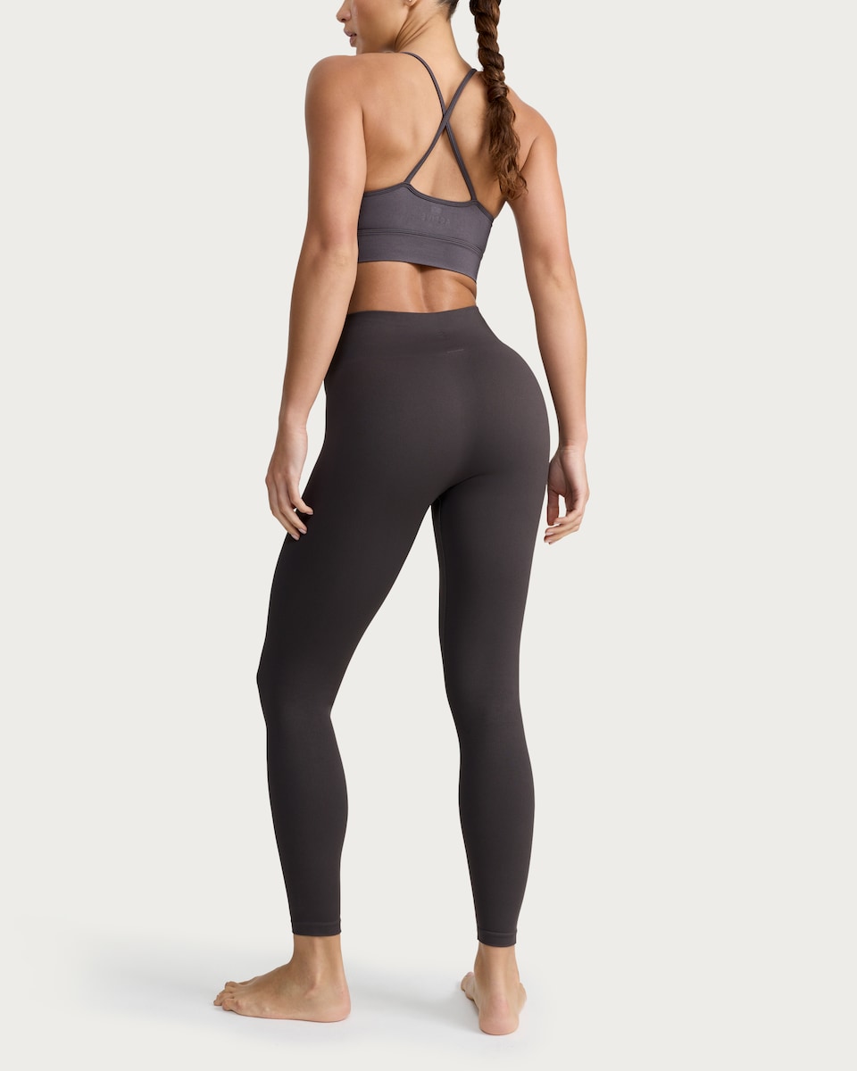 image 1 of F&F Active SEAMLESS High Waisted Leggings in Chocolate