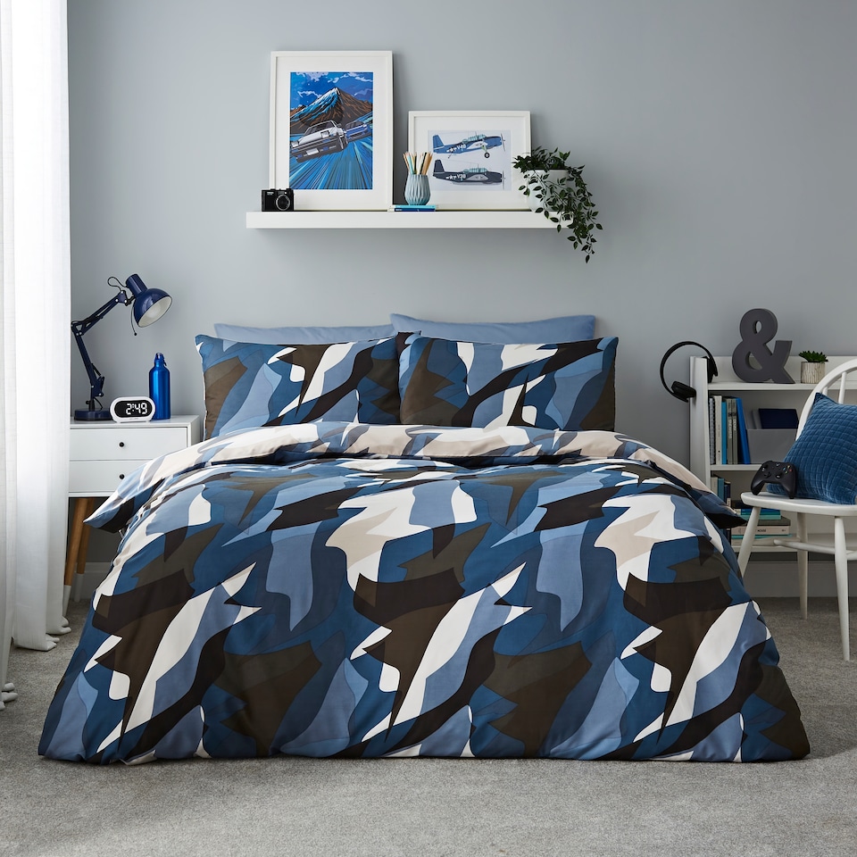 image 1 of Silentnight Camo Print Duvet Set Double