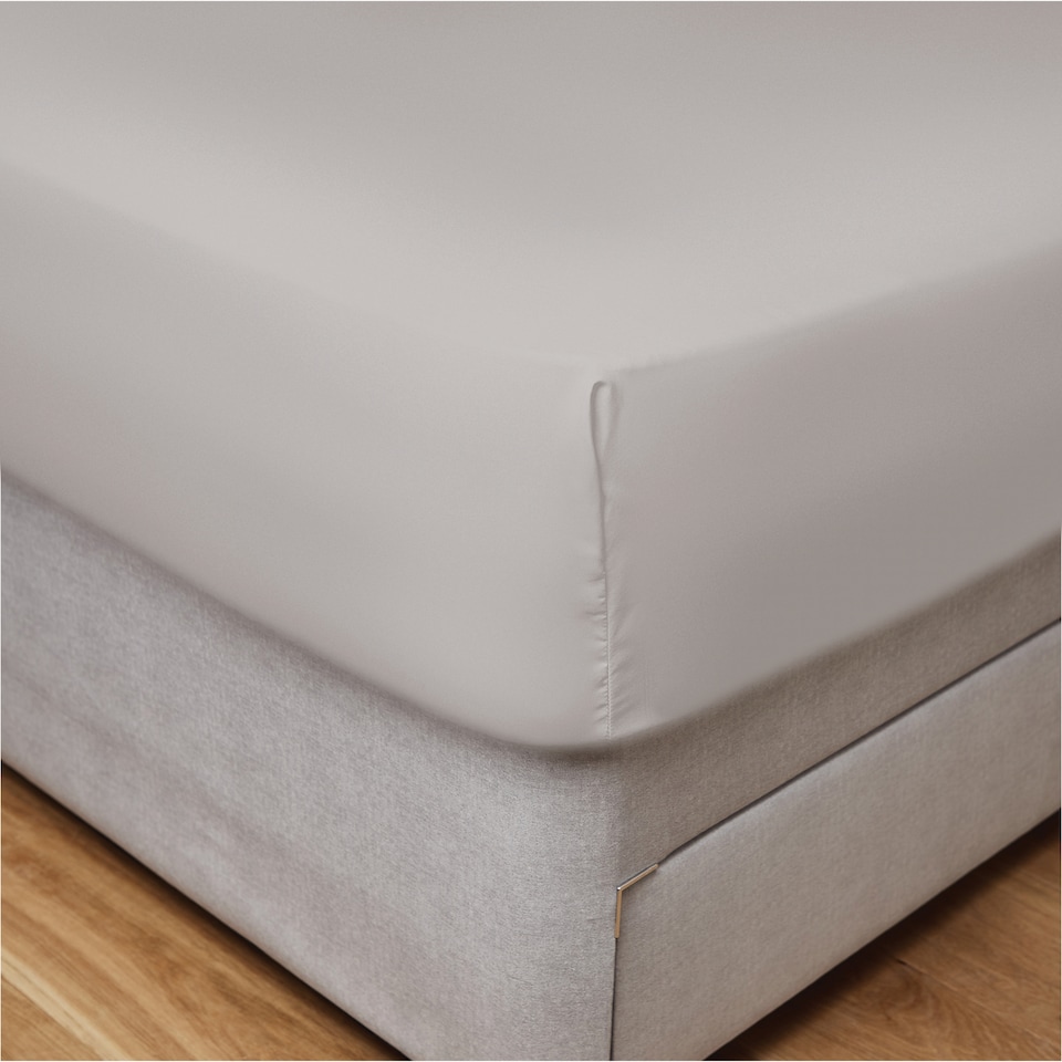Silentight Supersoft White Fitted Sheet Double