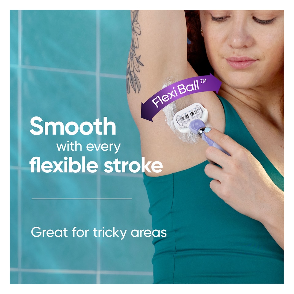 image 1 of Gillette Venus Deluxe Smooth Swirl Women's Razor Blades 3 Pack
