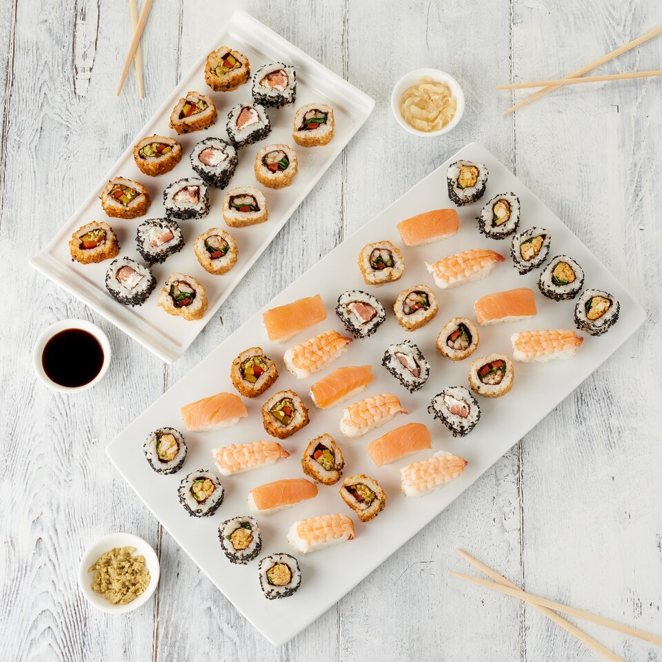 Tesco Easy Entertaining 50 Piece Large Sushi Platter 1235g