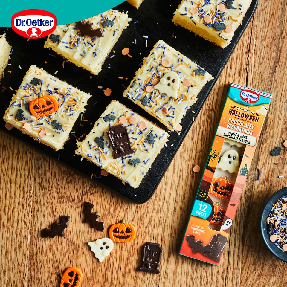 image 1 of Dr. Oetker Halloween Chocolate Cake Decorations 16g 