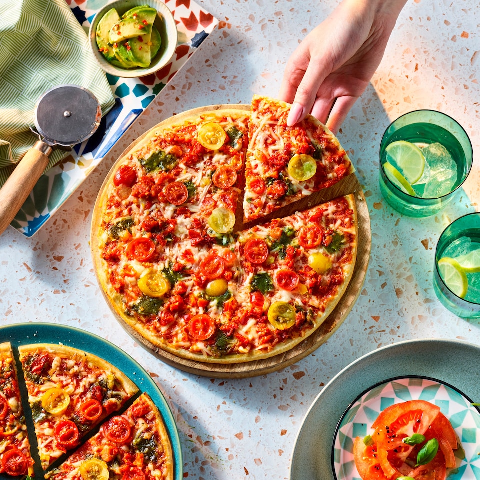 image 1 of Dr Oetker Ristorante Vegan Margherita Pomodori Pizza 340g