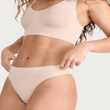 F&F 2-Pack Contour Seamfree Thongs in Multi