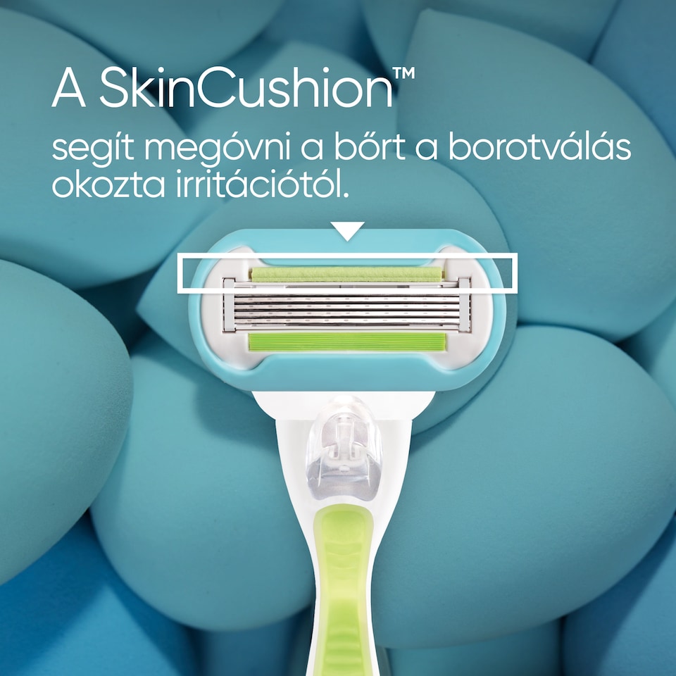 image 1 of Venus Extra Smooth Razor Blades x4