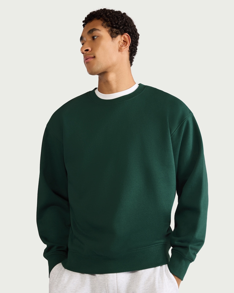 image 1 of F&F Active EVERYHOUR Cotton Rich Crew Neck Sweatshirt in Green