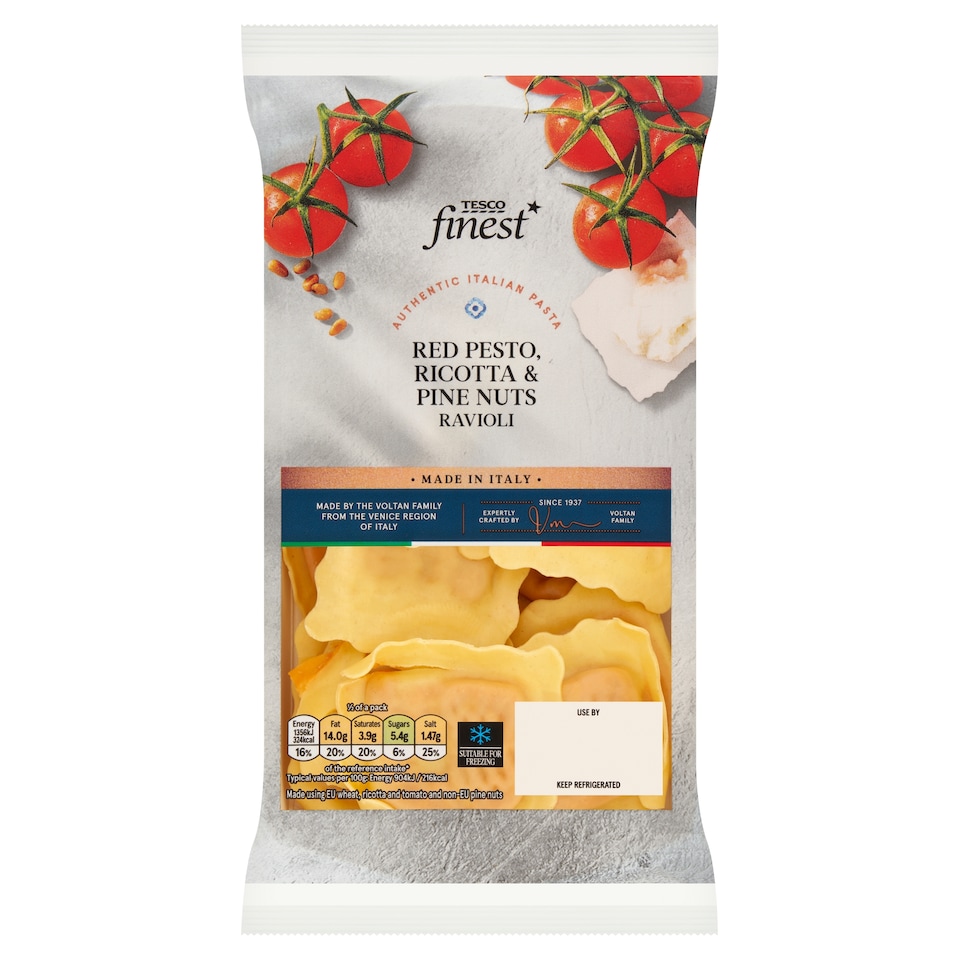 Tesco Finest Red Pesto, Ricotta & Pine Nuts Ravioli 250g