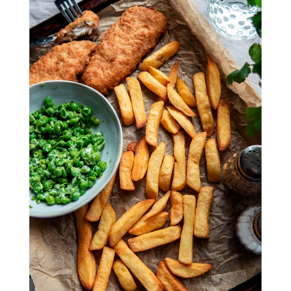 image 1 of McCain Home Chips Gluten Free Straight Cut 1.6kg