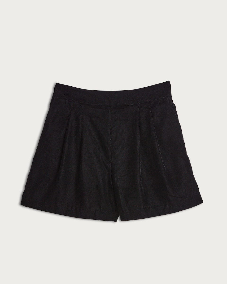 image 1 of F&F Velvet Pleated High Waisted Shorts in Black