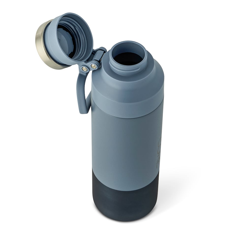 image 1 of Core Kitchen Blue Spring Water Bottle 560ml