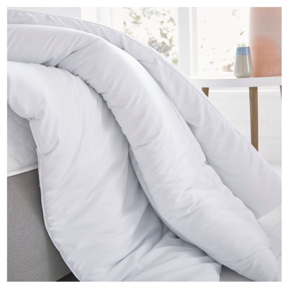 image 1 of Silent Night Ultrabounce 10.5 Tog Duvet Double