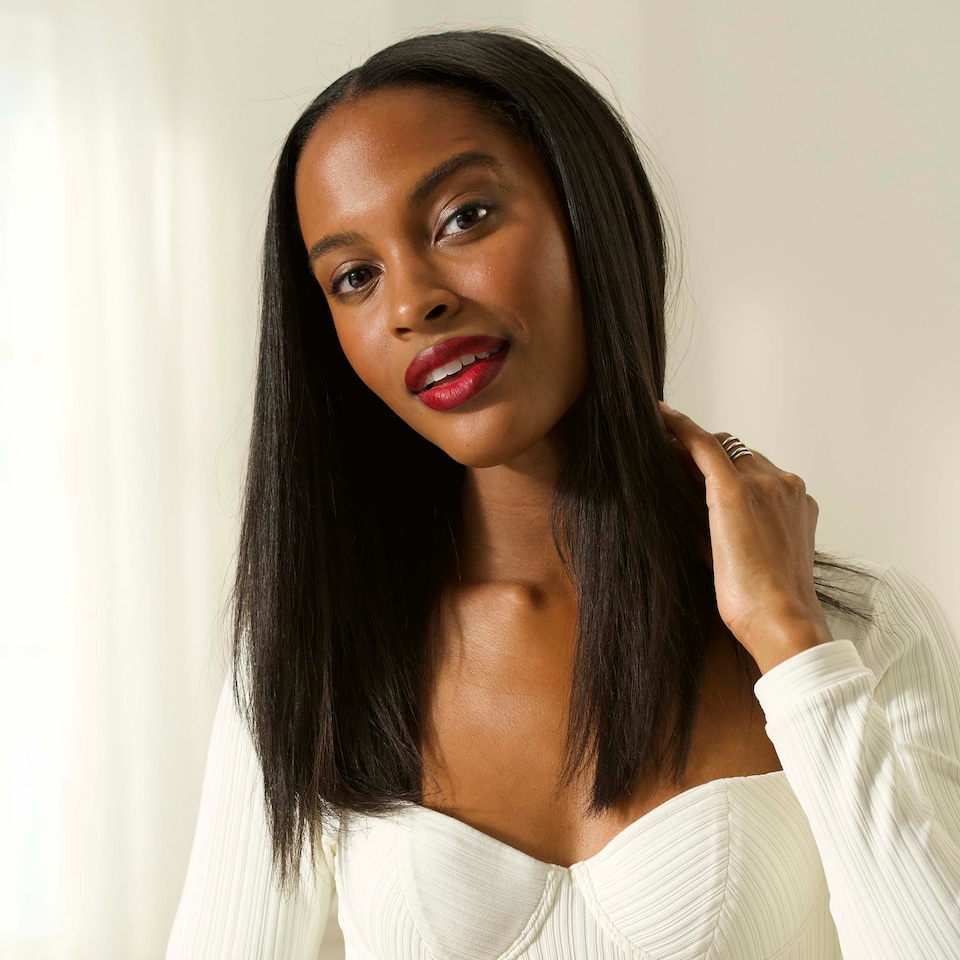 image 1 of Revlon Smoothstay Coconut Oil Infused Straightener
