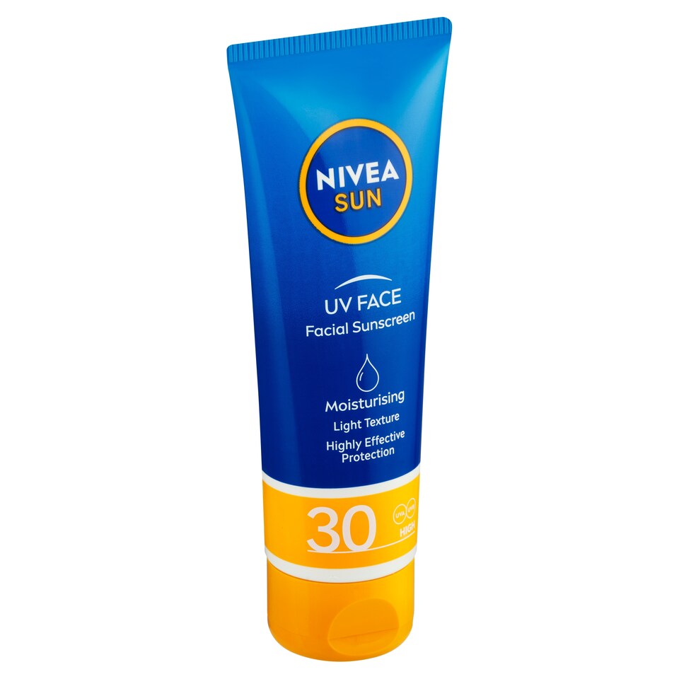 image 1 of Nivea Sun Hydratačný pleťový krém na opaľovanie OF 30 50 ml