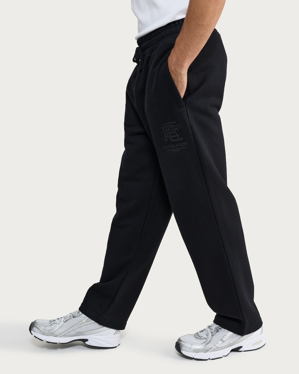 image 1 of F&F Active EVERYHOUR Heavyweight Oversized Joggers in Black