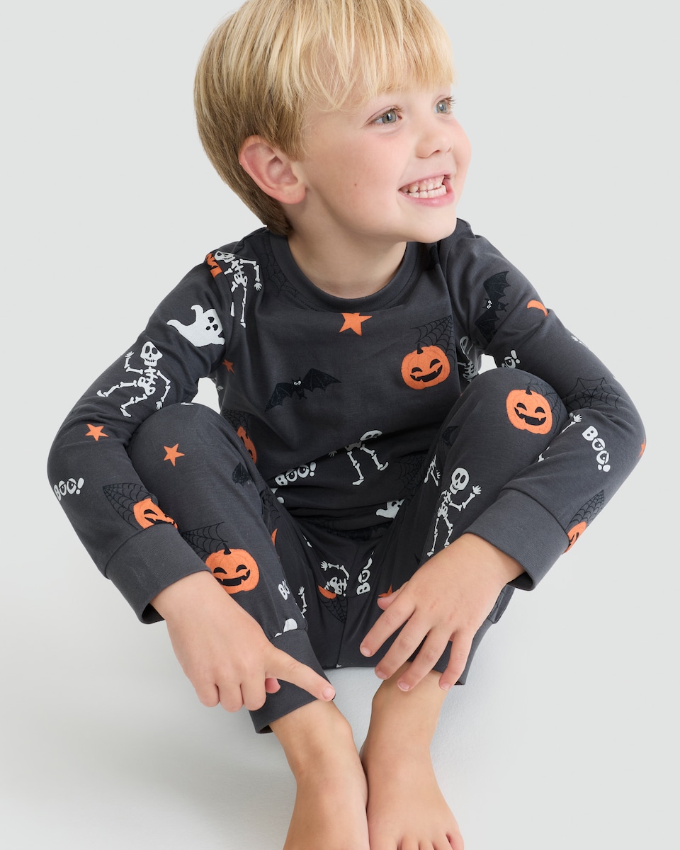 image 1 of F&F Unisex Pure Cotton Glow in the Dark Halloween Print Pyjama Set in Multi