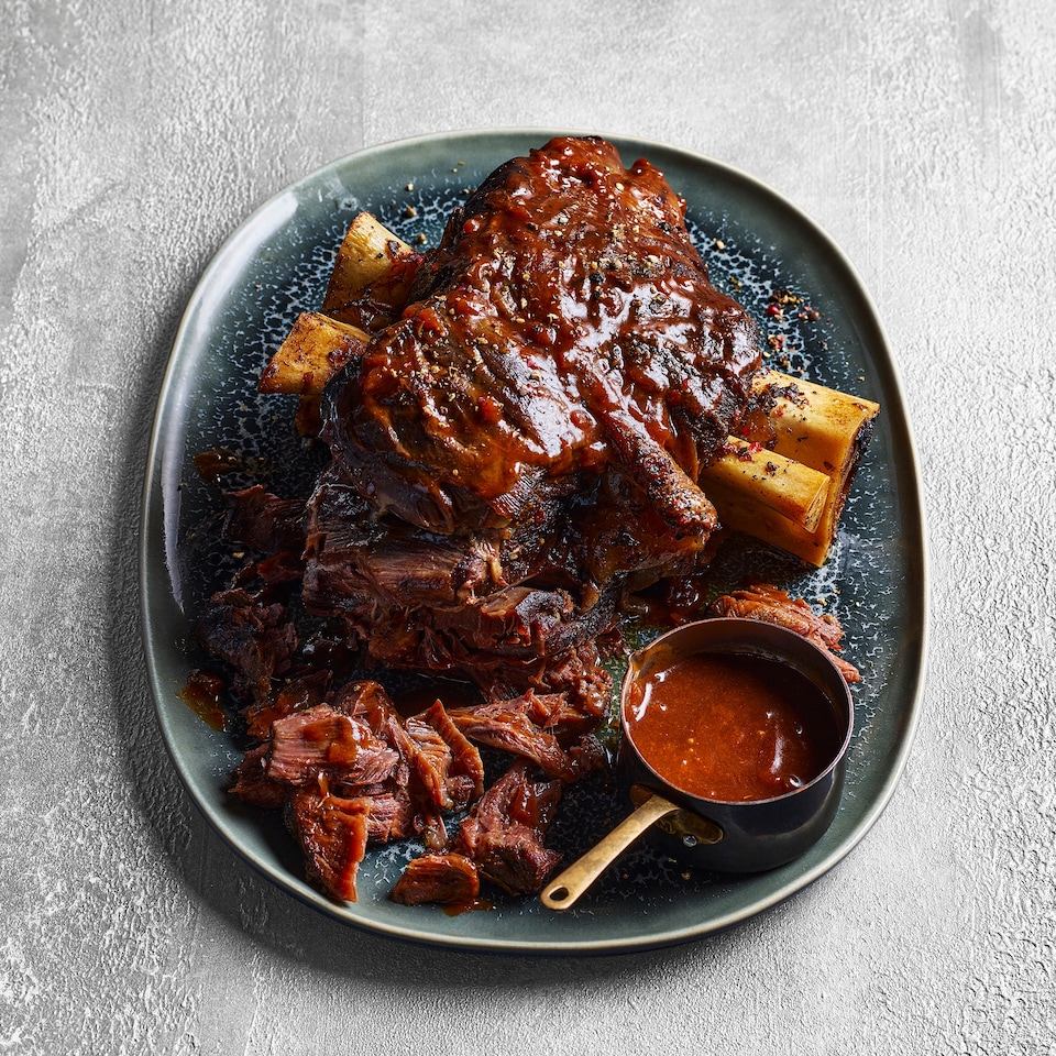 35. Tesco Finest Slow Cooked Bone-in Beef Shin with Bordelaise Sauce 2.815kg (Serves 8)