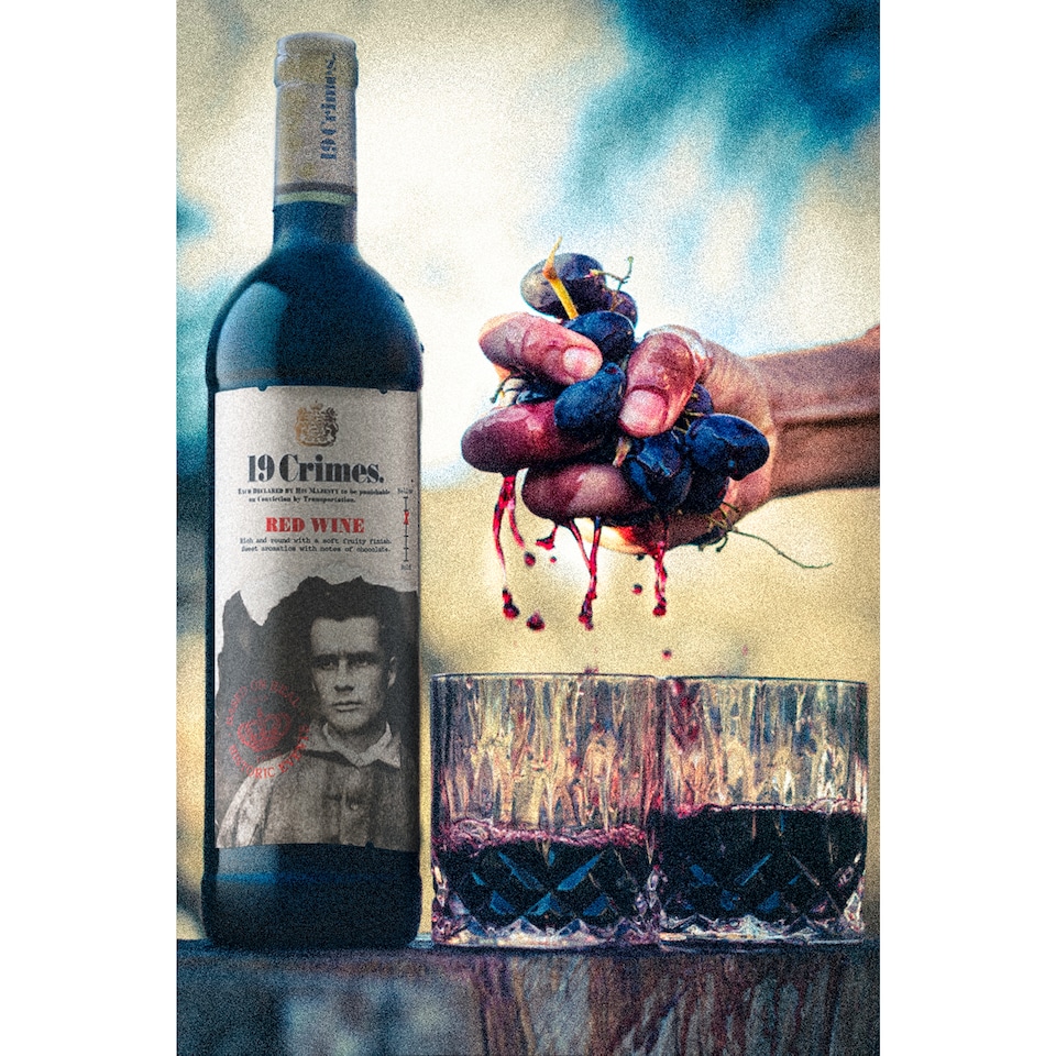 image 1 of 19 Crimes Red Wine 75Cl