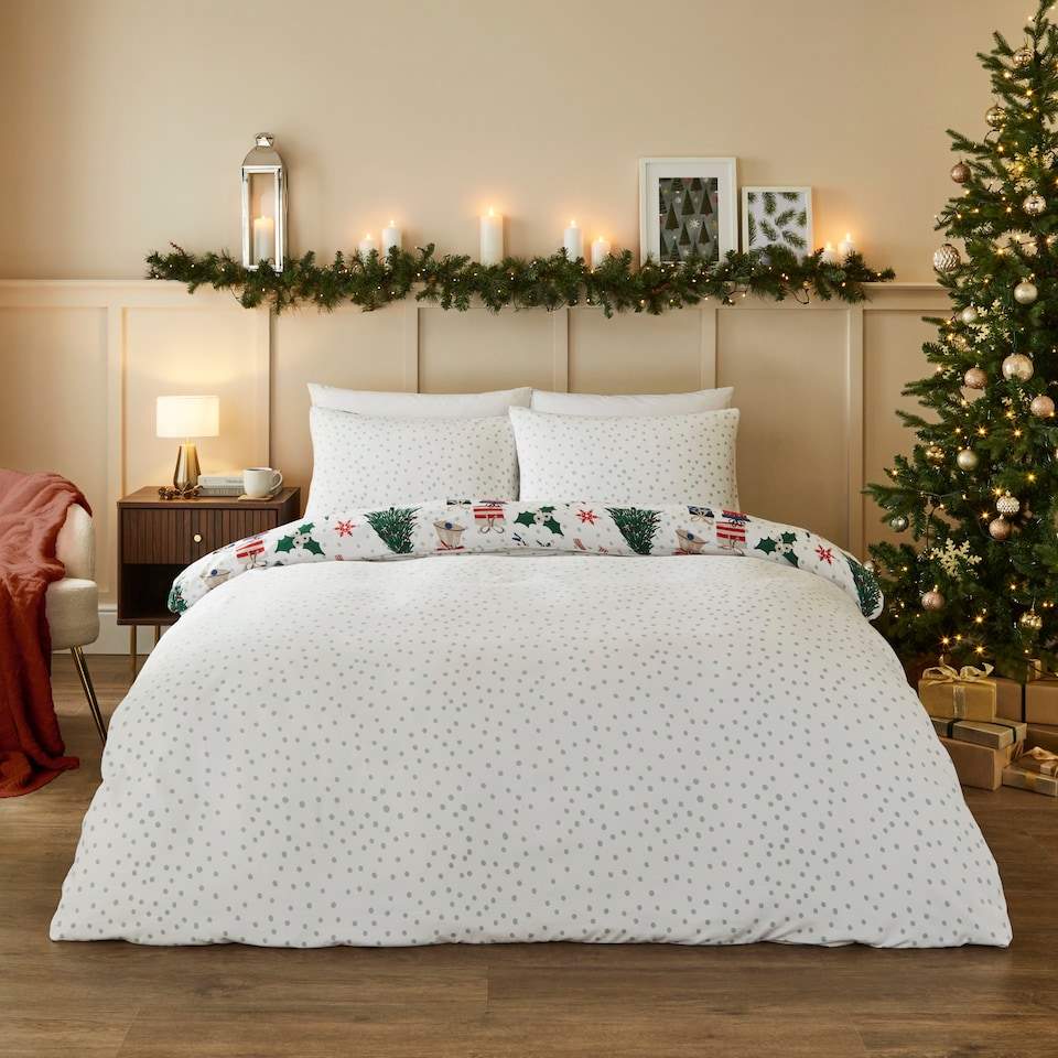 image 1 of Silentnight Brushed Christmas Presents Duvet Set King