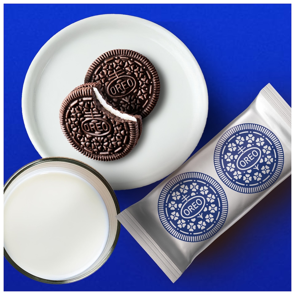 image 1 of Oreo Vanilla Cookie Chocolate Sandwich Biscuits Twin Pack 2x154g
