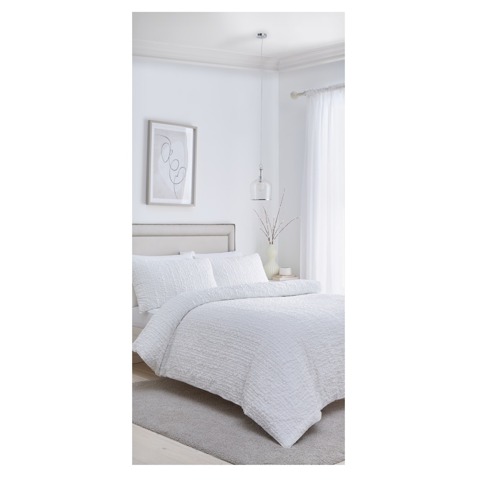 West Park Retreat White Crinkle Duvet Superking