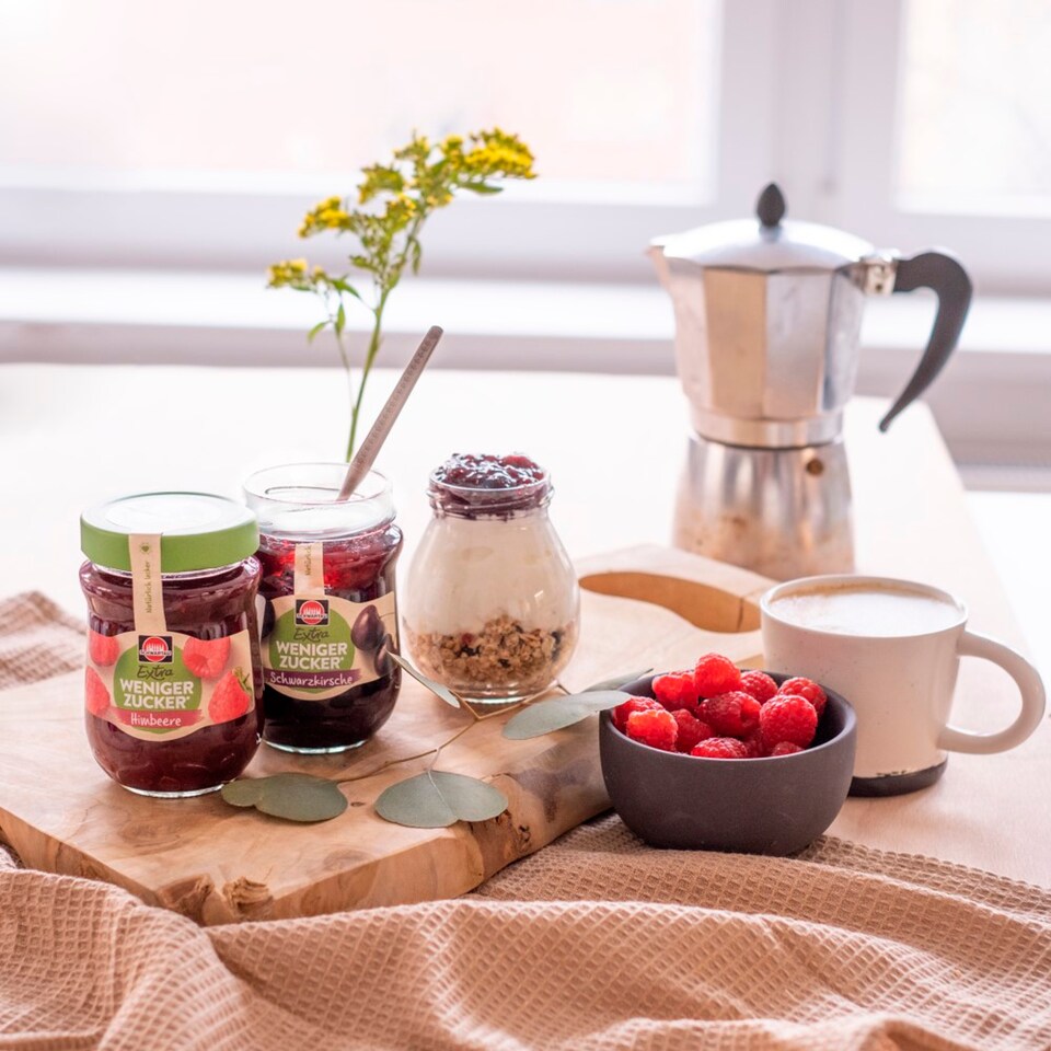 obrázok 1 z Schwartau Extra džem menej cukru jahoda 300 g