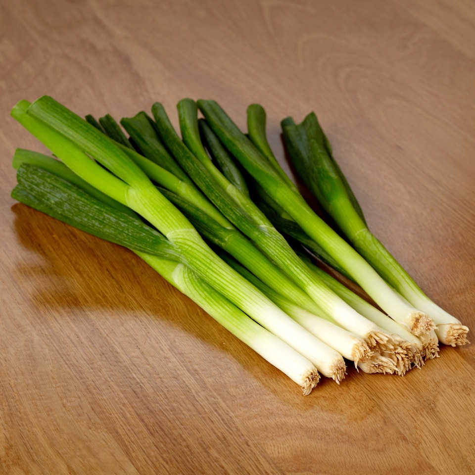 image 1 of Tesco Bunched Spring Onions
