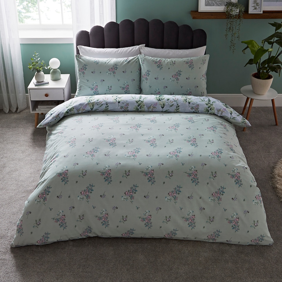 image 1 of Silentnight Supersoft Wisteria Duvet Set King