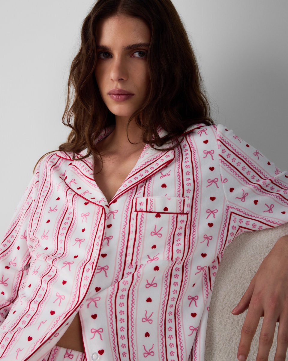 image 1 of F&F Fleece Bow Print Revere Pyjama Set in Pink