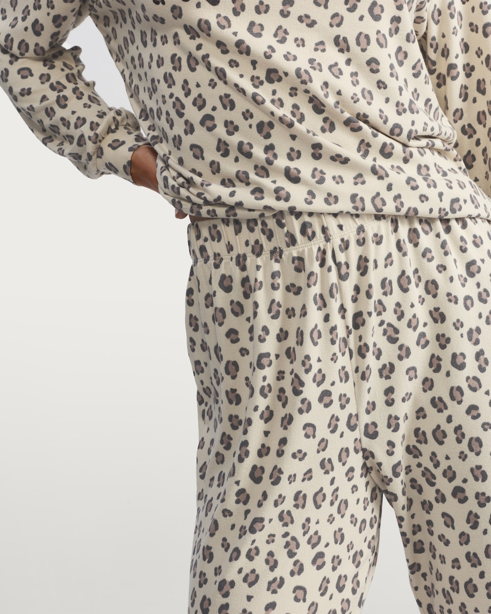 image 1 of F&F Textured Leopard Print Pyjama Set in Camel
